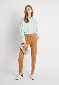 ICHI IHKATE PA2 - Calças de fato de treino - thrush