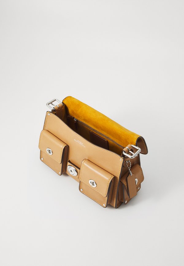 CARGO TURNLOCK  - Handbag3