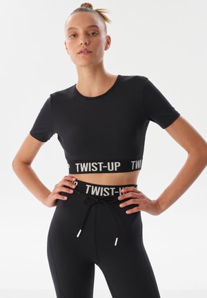 - Biustonosz bustier