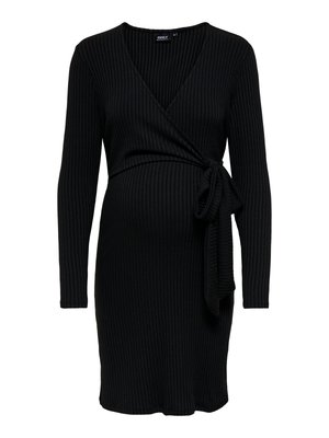 Črna nosečniška obleka z rebrastim vzorcem, dolgimi rokavi in zavijajočim dizajnom, s podrobnostjo stranskega traku in prilegajočo se silhueto. Mehka tekstura.