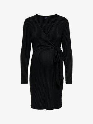 Črna nosečniška obleka z rebrastim vzorcem, dolgimi rokavi in zavijajočim dizajnom, s podrobnostjo stranskega traku in prilegajočo se silhueto. Mehka tekstura.