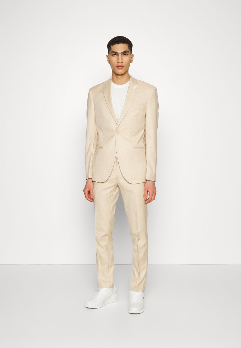 Isaac Dewhirst - THE WEDDING SUIT - Kostiumas - sand, Padidinti