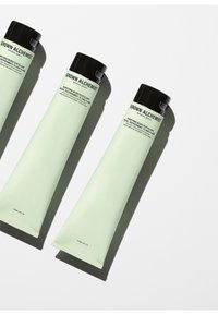 Grown Alchemist PURIFYING BODY EXFOLIANT PEARL, PEPPERMINT & YLANG YLANG - Kroppsexfoliering