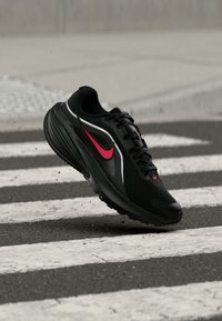 Δεν επιλέχθηκε, black/red orbit/anthracite/white