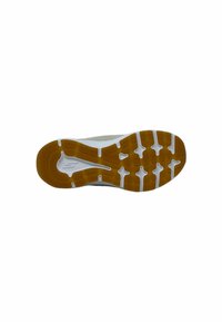 Sole di scarpa sportiva bianca con superficie in gomma textured. Presenta una combinazione di colori bianco e marrone chiaro, con un design del battistrada a motivo.