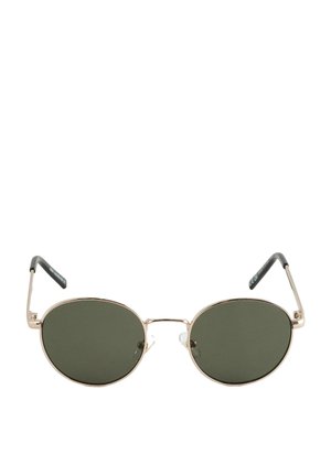Lunettes de soleil ovales avec des verres verts foncés, des montures en métal doré et des embouts de branches noirs. Elles sont dotées de plaquettes de nez pour le confort.