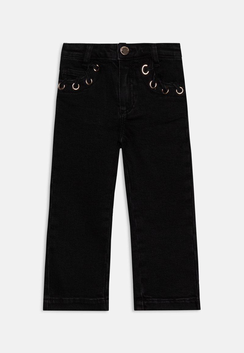 Jeans en denim noir raccourcis avec une taille ajustée, ornés d'accents en oeillets dorés et de détails sur les poches avant. Design classique à cinq poches.