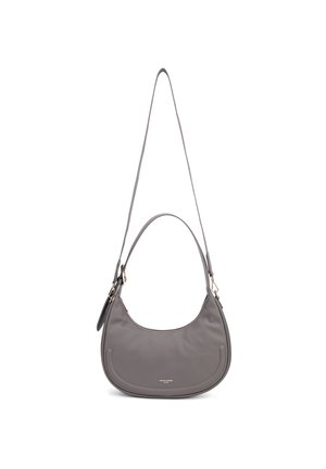 Borsa a tracolla in pelle grigia con design curvo, singolo manico regolabile e dettagli in metallo dorato. Texture liscia con cuciture sottili.
