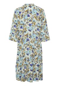 Rochie cu model floral, având un fundal de culoare albastră deschisă, cu mâneci volan și margine stratificată. Fabricată dintr-un material moale, concepută pentru confort.