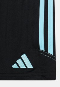 adidas Performance TIRO 23 CLUB - Pantalón corto de deporte - black/bliss blue