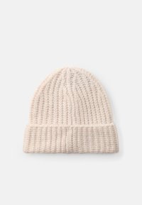 Bonnet tricoté en beige clair, avec une texture côtelée et un revers replié. Matériau doux et chaud, adapté aux vêtements par temps froid.