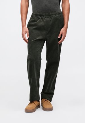 JABARI TROUSERS - Pantalon classique - dark evergreen