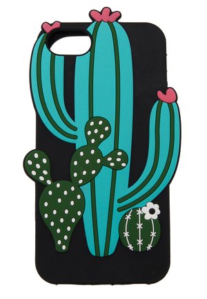 Kaktus-tema deksel til telefon med svart bakgrunn. Har høy blå kaktus med rosa blomster, grønne kaktusputer med hvite prikker og rund kaktus.