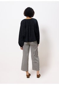 FRNCH SWANNE - Stoffhose - chocolat