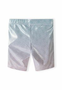 Shorts de bain irisés avec un design dégradé, présentant un motif de vagues texturé dans des tons bleu clair et rose. Ceinture élastique incluse.
