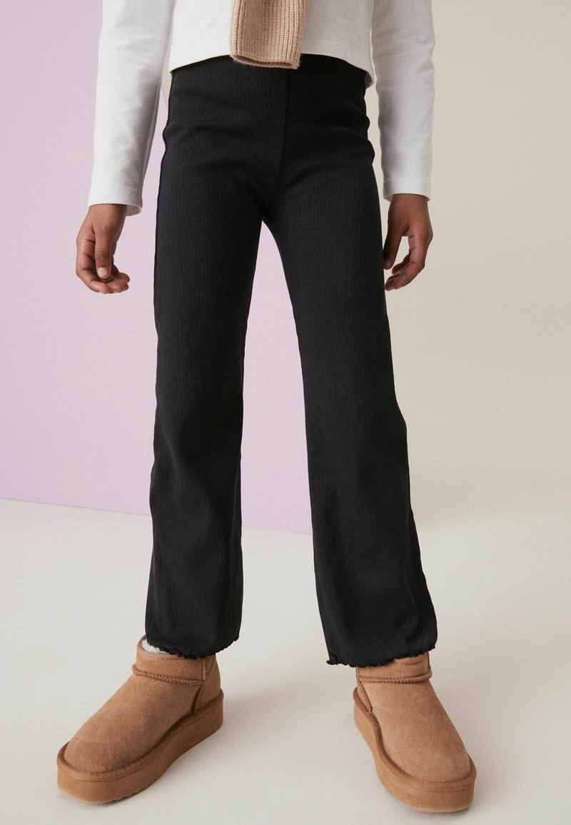 Next - FLARE - REGULAR FIT - Pantalones - black, Ampliar