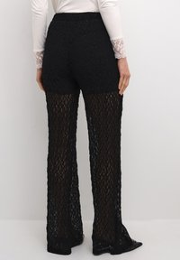 Cream Hlače - pitch black