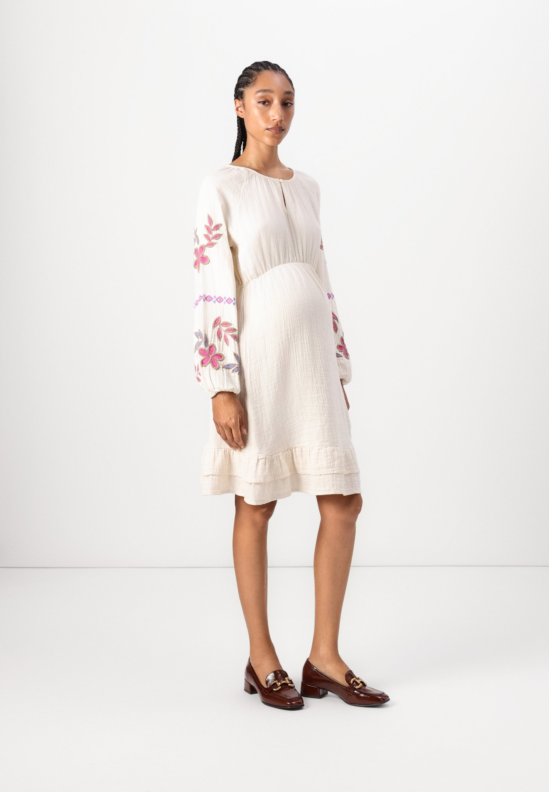 ONLY MATERNITY OLMBLAKE LIFE DRESS - Day dress - pumice stone/beige -  Zalando.ie
