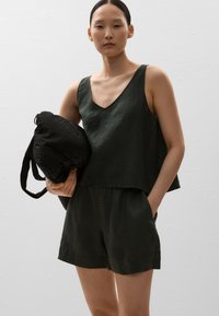 Thumbnail Image 6