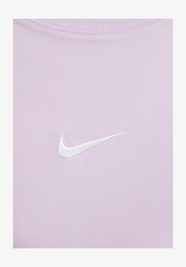 CROP - Basic T-shirt - doll3