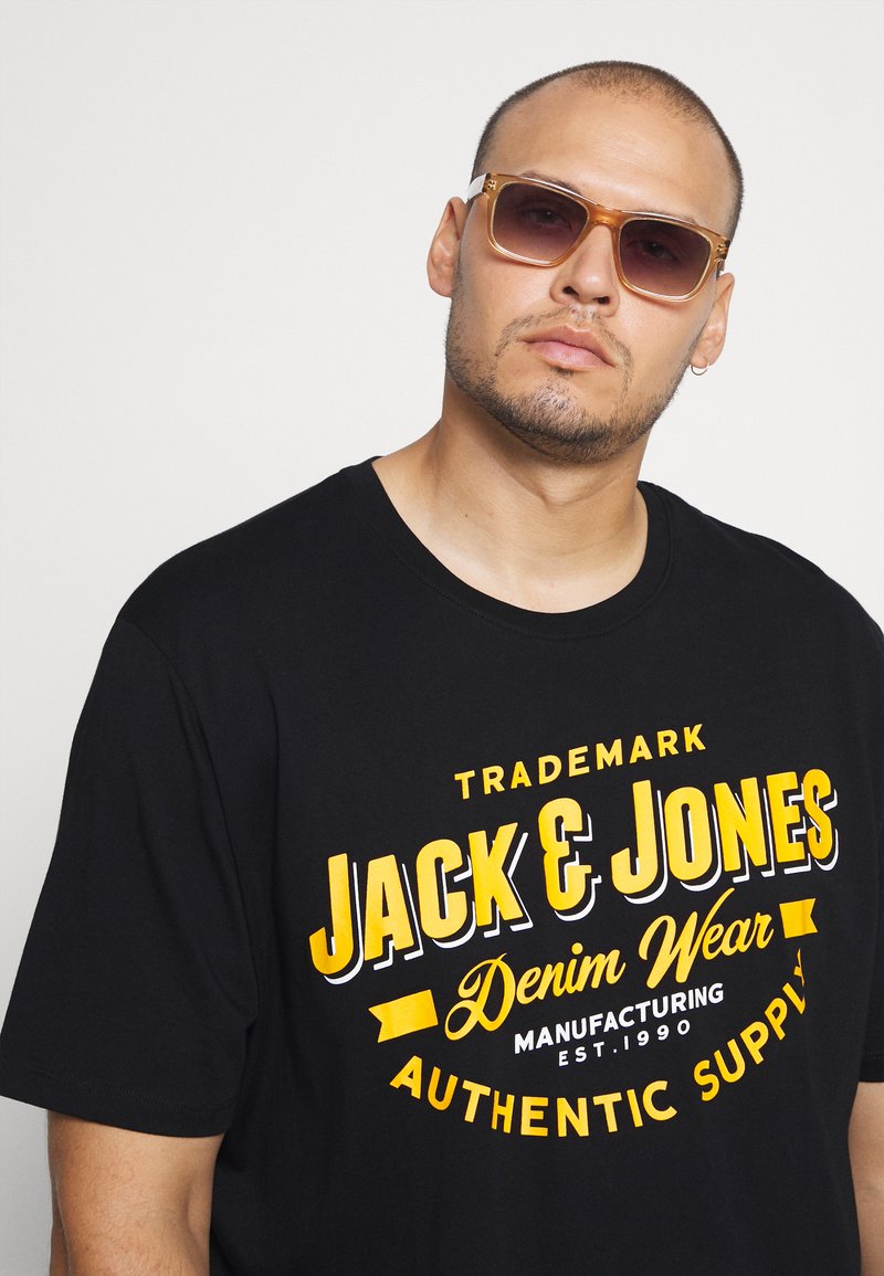 Jack & Jones JJELOGO TEE O NECK Print Tshirt black Zalando.co.uk
