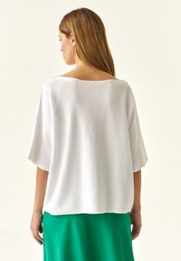 TATUUM ARBIZA - Maglione - off white