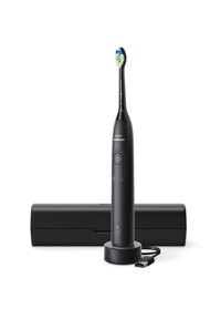 Spazzolino elettrico nero con un testina di setole verde e blu, una base di ricarica e una custodia da viaggio elegante. Presenta un pulsante di accensione e lucciole di indicazione.