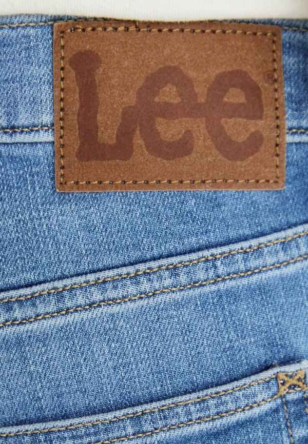 LUKE - Straight leg jeans - silo2