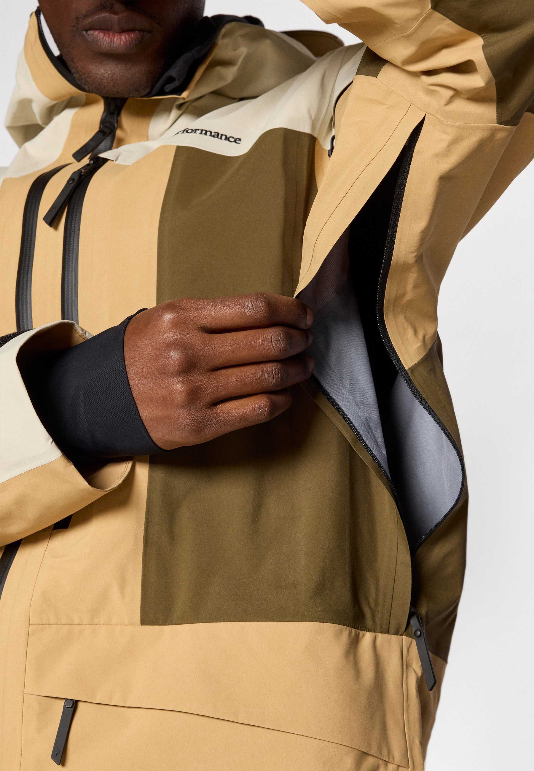 Peak Performance GRAVITY JACKET - Ski jacket - sierra sand/khaki
