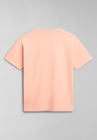 Kurzärmliges T-Shirt aus weichem Pfirsich-Baumwollstoff, mit klassischem Rundhalsausschnitt und minimalen Nähedetails auf dem Rücken und den Ärmeln.