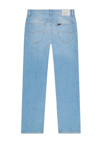 Φωτεινά γαλάζια τζιν ψηλόμεσο με ίσια γραμμή στα πόδια, δύο τσέπες στο πίσω μέρος, εμφανή ραφές και ετικέτα με το λογότυπο Lee στη μέση.