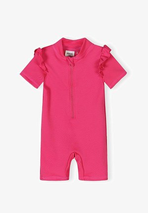 Jasnoróżowy, teksturowany kombinezon na krótkie rękawy z przodu na zamek oraz z falbankami na ramionach, zaprojektowany dla małych dzieci.