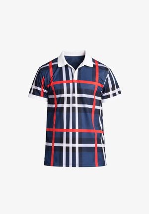 Tmavě modré polo tričko s bílým límcem a rukávy, zdobené výrazným károvaným vzorem v bílé, černé a červené pruhy.