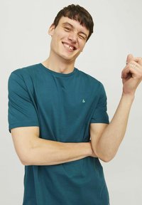 Jack & Jones JJEPAULOS TEE CREW NECK NOOS - Basic póló - deep teal
