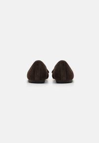 Pretty Ballerinas Ballerinaskor - brown