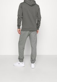CLOSURE London Luvtröja - dark grey