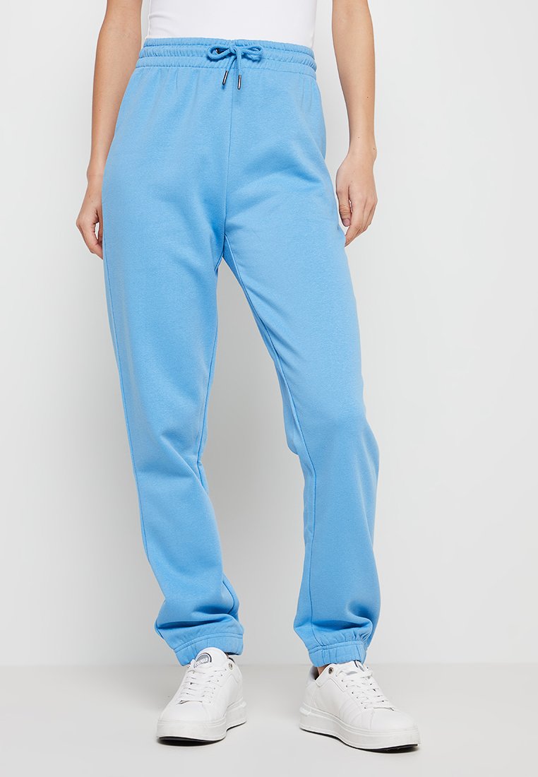 Pantaloni de trening