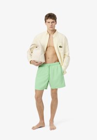 Lacoste Short de bain - vert   vert ei