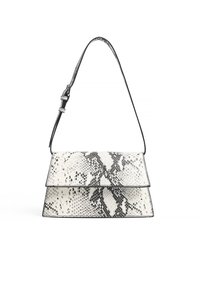 Balta ir juoda gyvatės oda rankinė su dviem supakuotais skyriais, reguliuojama juosta ir blizgiu paviršiumi. Elegantiškas, aptakus dizainas su tekstūruotu paviršiumi.