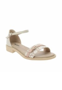 Sandal in bianco e beige con cinturini, dotato di tacco basso a blocco, presenta un cinturino decorato con un accento rosa chiaro e chiusura a fibbia laterale.