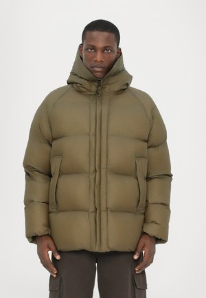 PUFFER JACKET - Jachetă de iarnă - marsh green