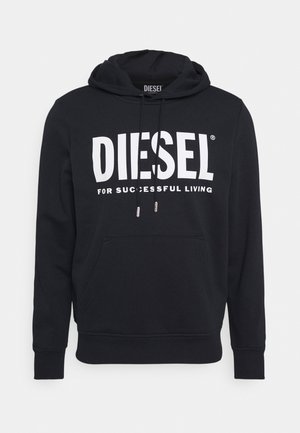 Hoodie noir en mélange de coton. Présente un grand logo blanc imprimé "DIESEL" et un slogan, une poche avant, et une capuche avec cordon de serrage.