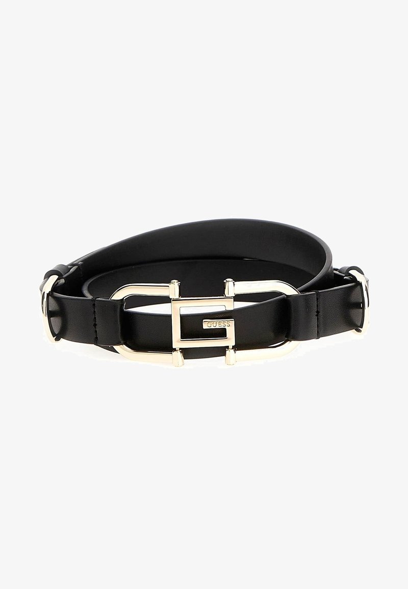 Ceinture en cuir noir avec une boucle rectangulaire dorée en forme de "G" et "GUESS" gravé au centre avant de la boucle.