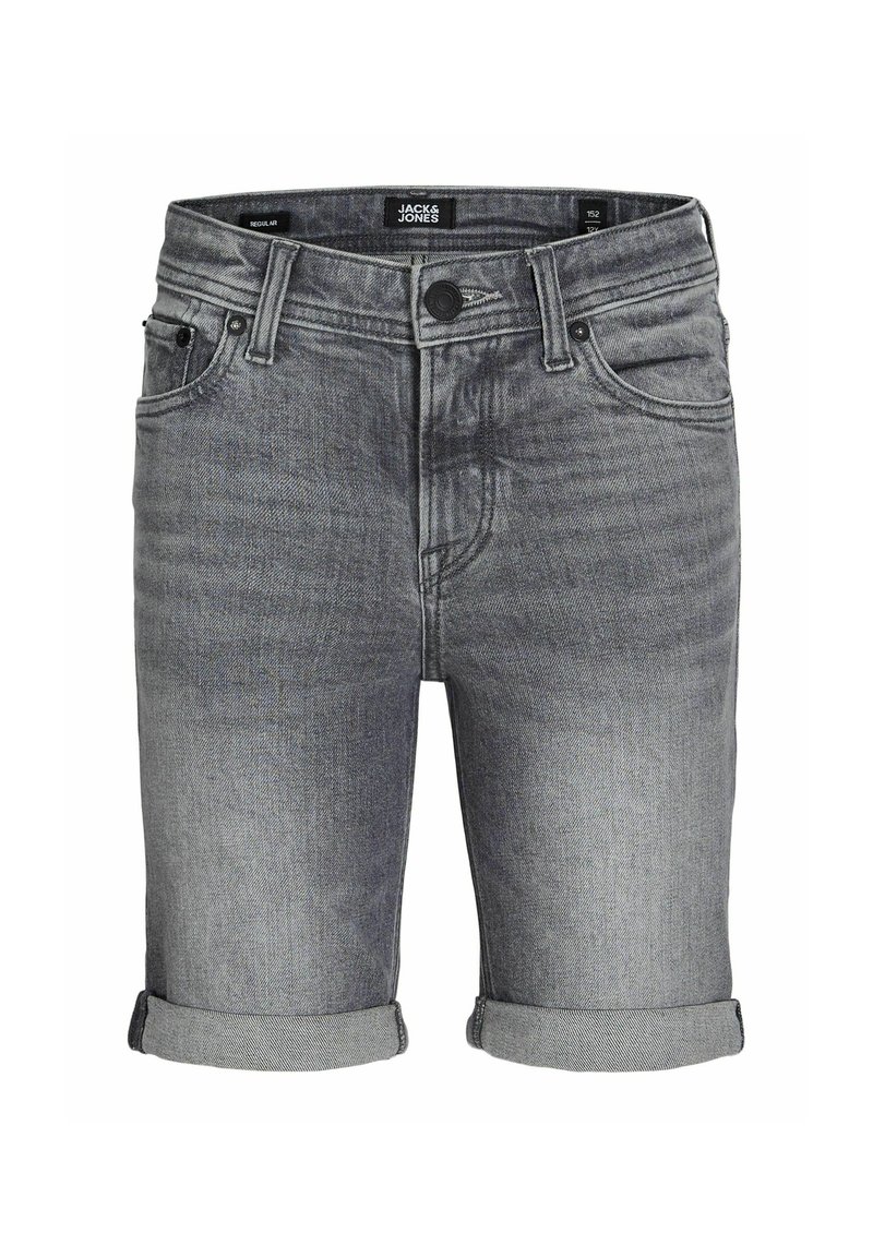 Grå denimshorts med uppvikt fåll, fem fickor och knappslutning. Materialet har en subtil textur och ljus blekning för ett slitet utseende.