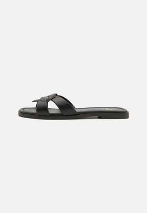 Love Moschino FILLED HEART - Tagant lahtised kingad - nero
