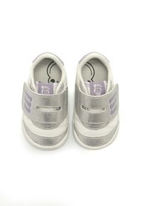 mtng BAREFOOT - Zapatos de bebé - lilac
