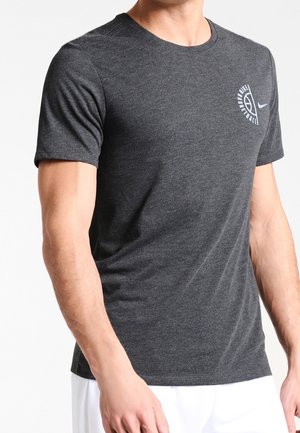 Printtipaita - black