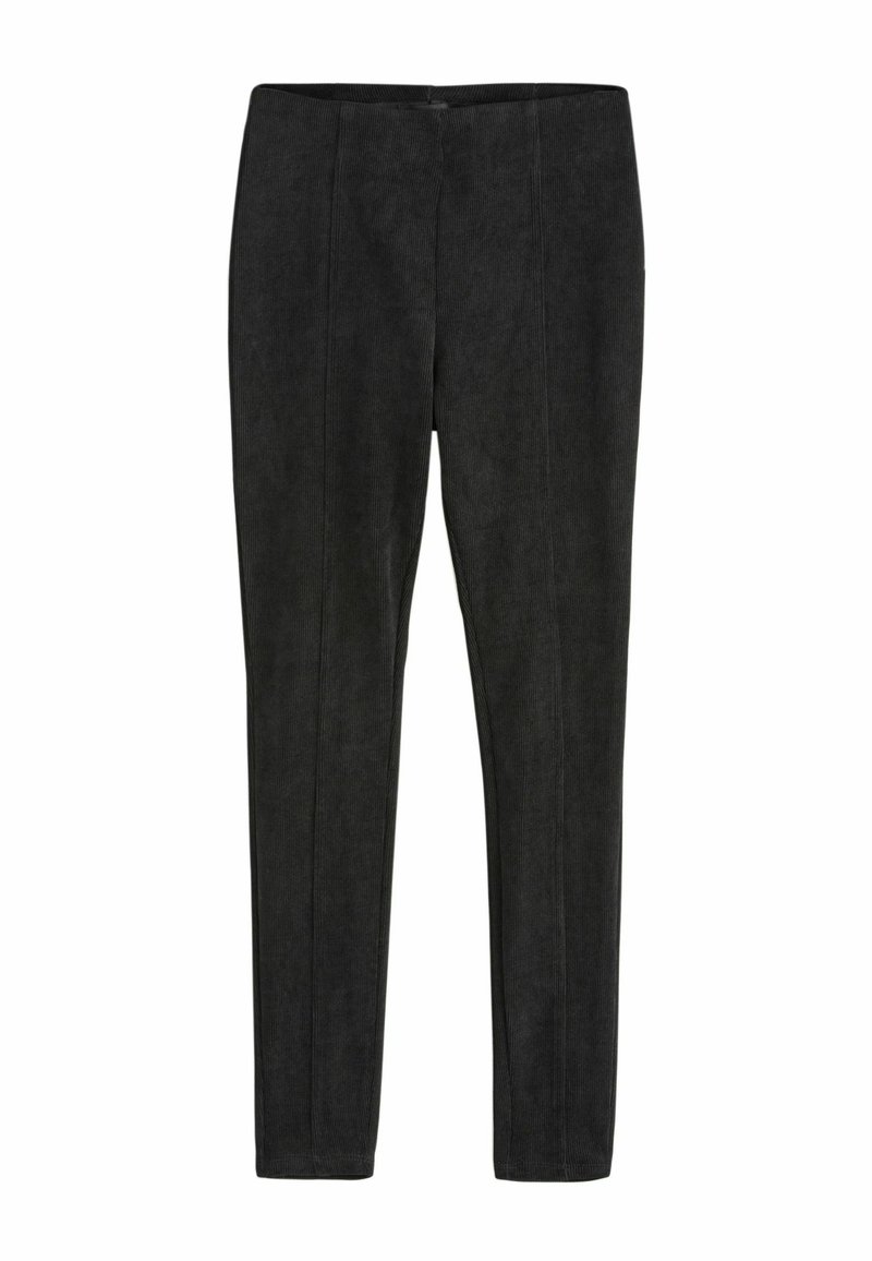 Zwarte corduroy broek met een slim fit, met een verticale ribbelstructuur en een gladde tailleband, ontworpen voor comfort en pasvorm.