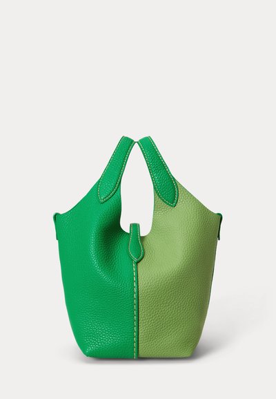 Kleine draagtas verticaal verdeeld met felgroen en lichtgroen textuurl leer en dubbele handvatten.