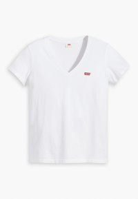 T-shirt blanc à manches courtes et col en V avec petit logo rouge Levi's sur la poitrine gauche, présenté sur fond blanc uni.